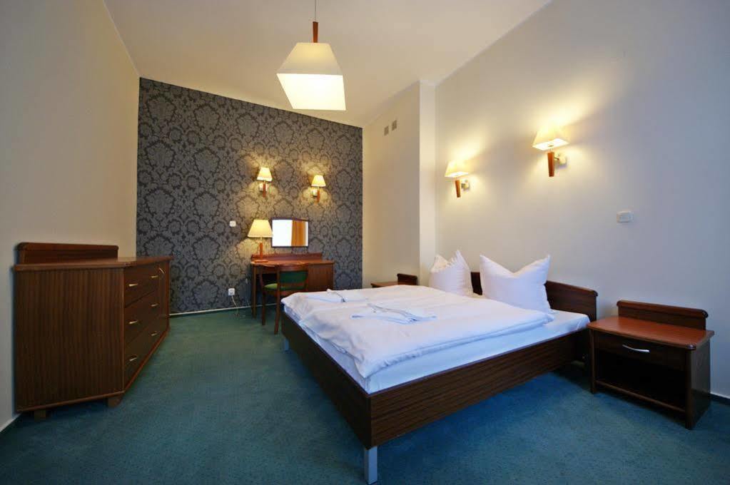 Hotel Staromiejski Σλούπσκ Εξωτερικό φωτογραφία